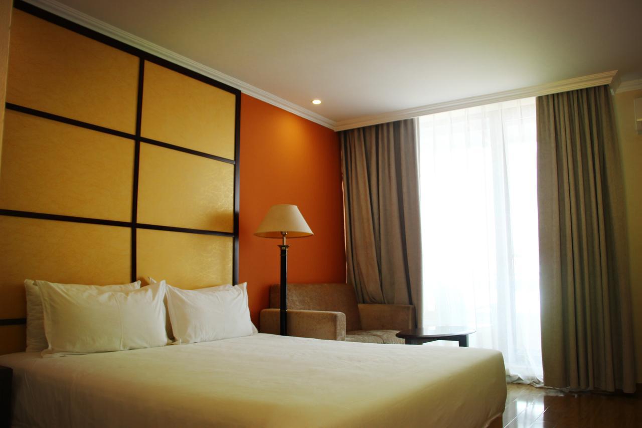 Bintumani Hotel Freetown Szoba fotó