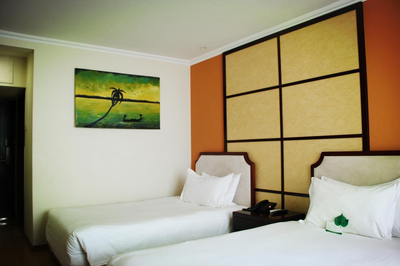 Bintumani Hotel Freetown Szoba fotó