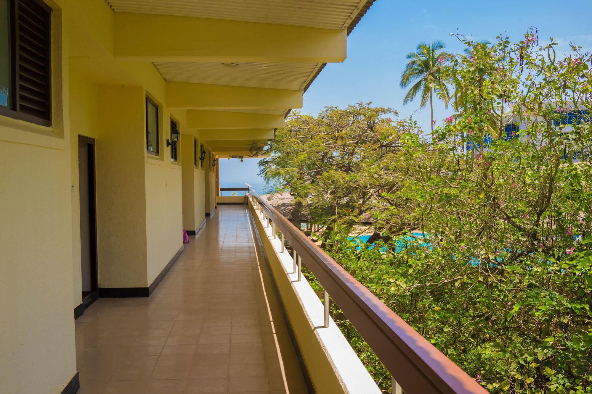 Bintumani Hotel Freetown Kültér fotó