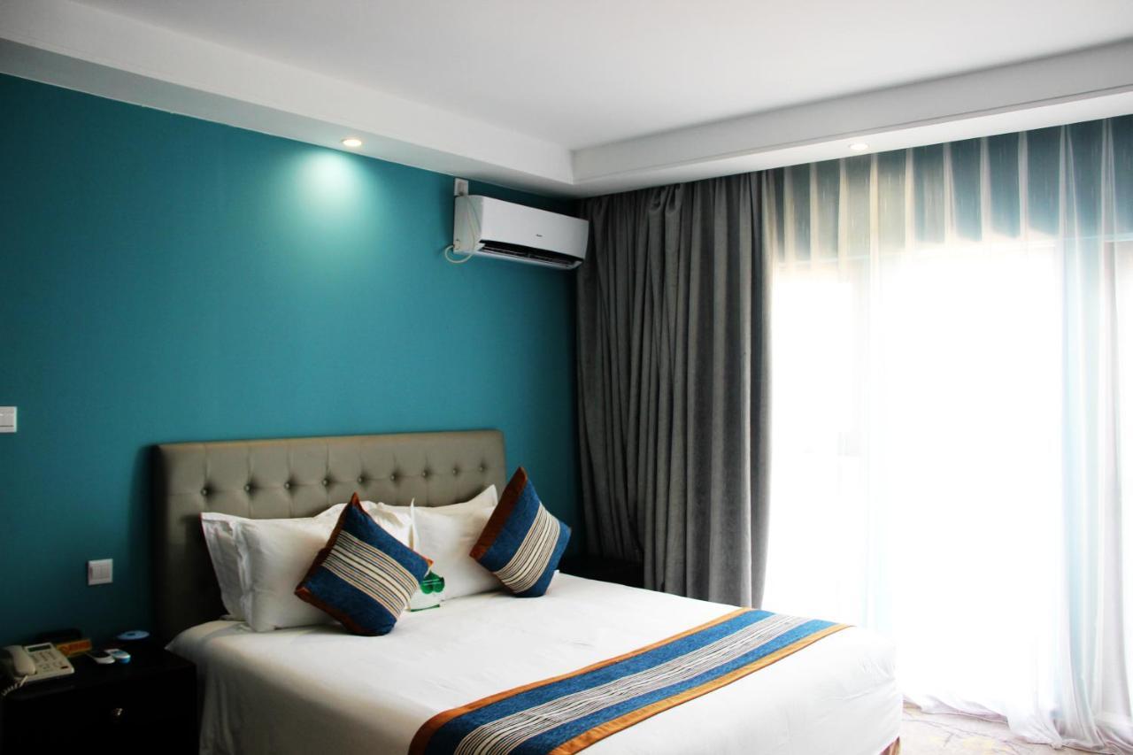 Bintumani Hotel Freetown Szoba fotó